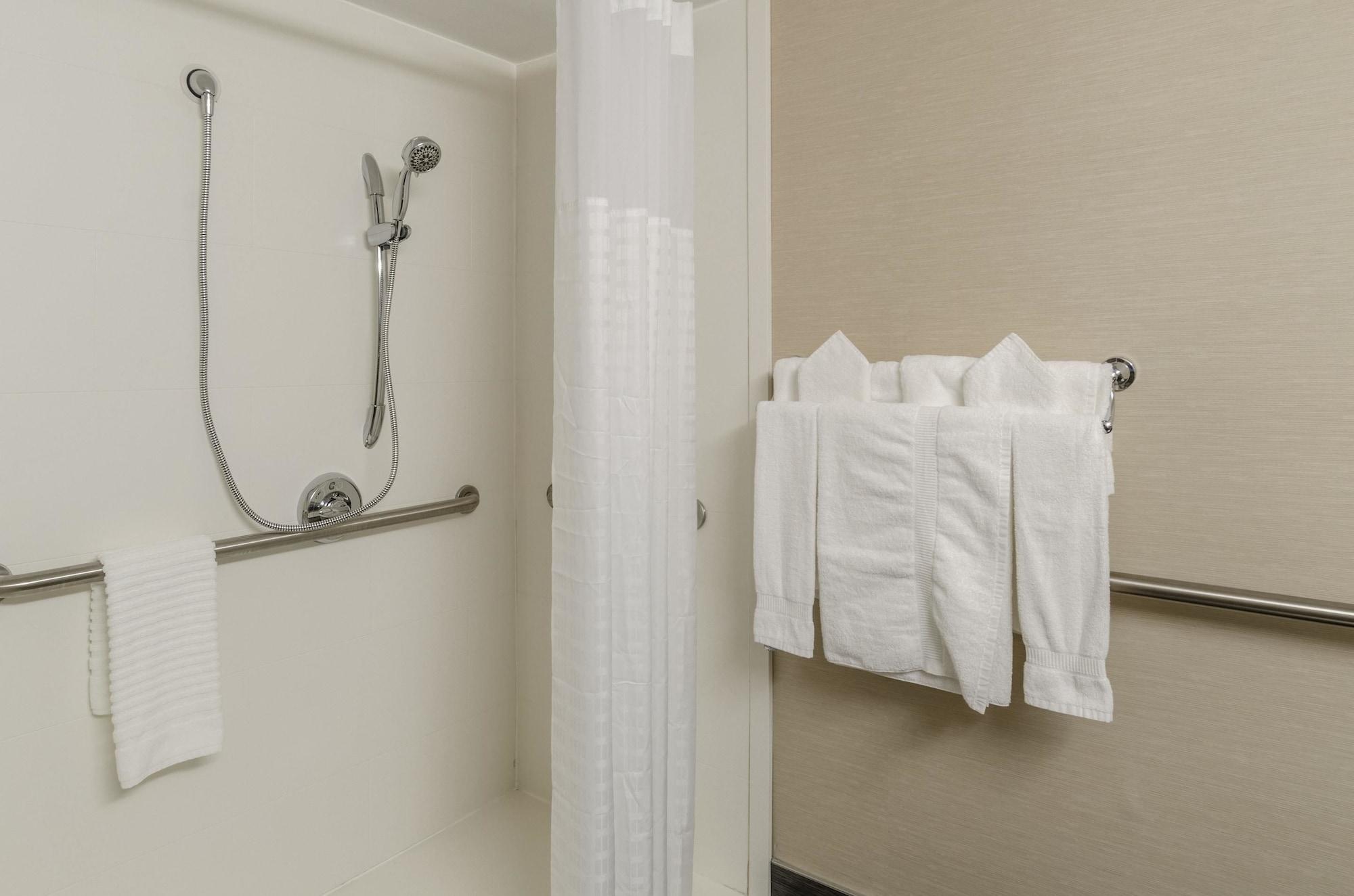 Comfort Inn & Suites West Springfield Eksteriør bilde