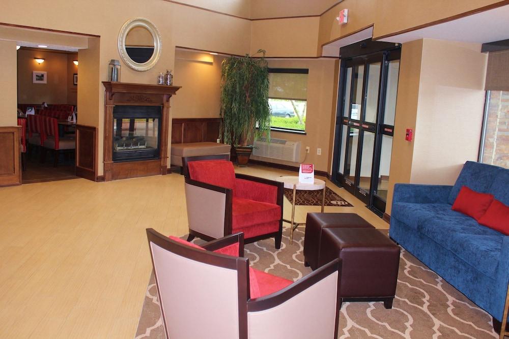 Comfort Inn & Suites West Springfield Eksteriør bilde