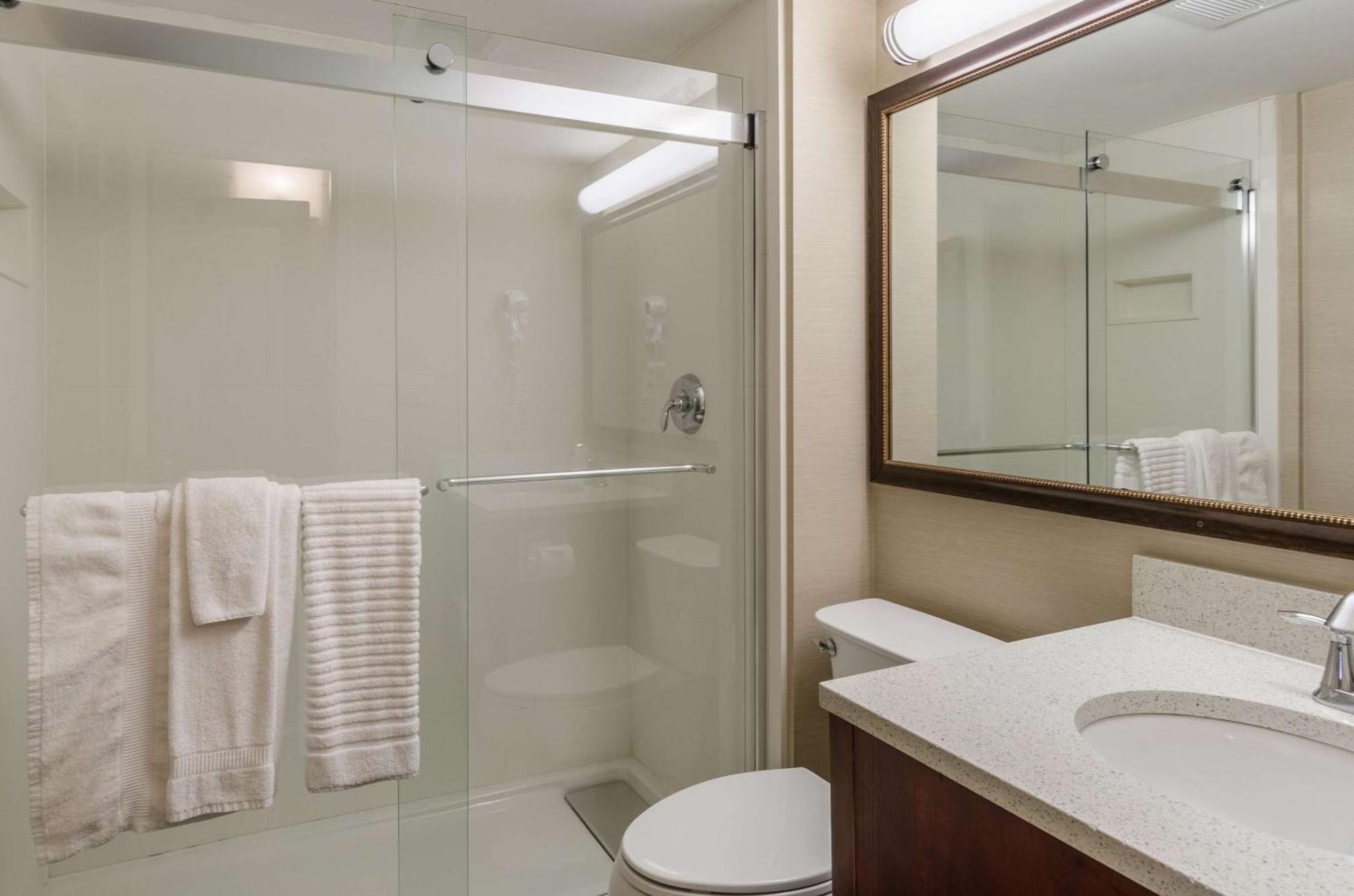 Comfort Inn & Suites West Springfield Eksteriør bilde