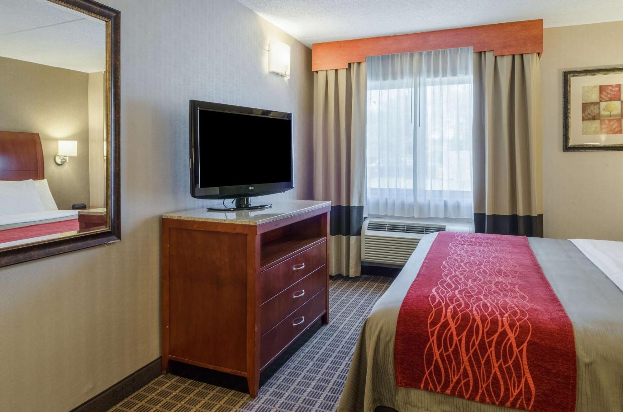 Comfort Inn & Suites West Springfield Eksteriør bilde